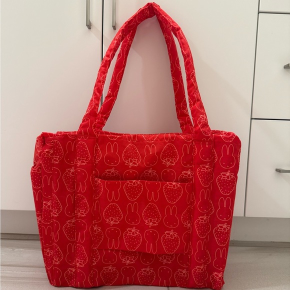 UO Baggu Miffy Small Cloud Carry-On Bag - Picture 3 of 8